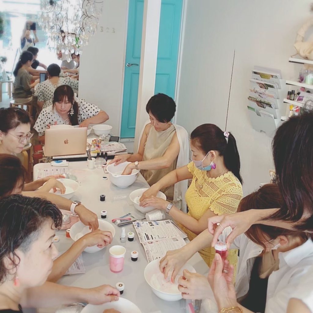 バスボム作り　ワークショップ風景