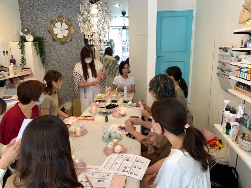 手作りバスボム　バスボム作り　ワークショップ風景